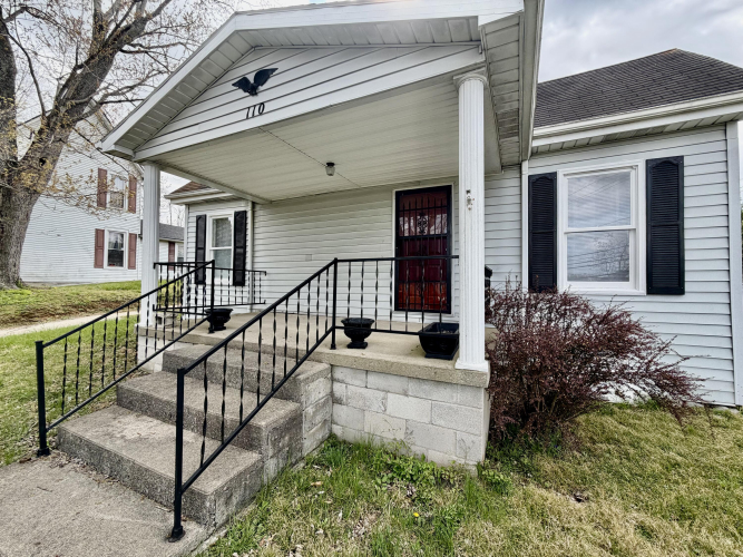 Listing Image 6