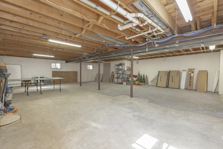 Listing Image 76