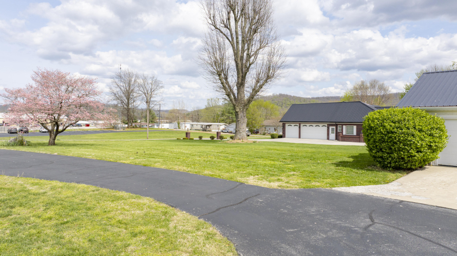 Listing Image 83