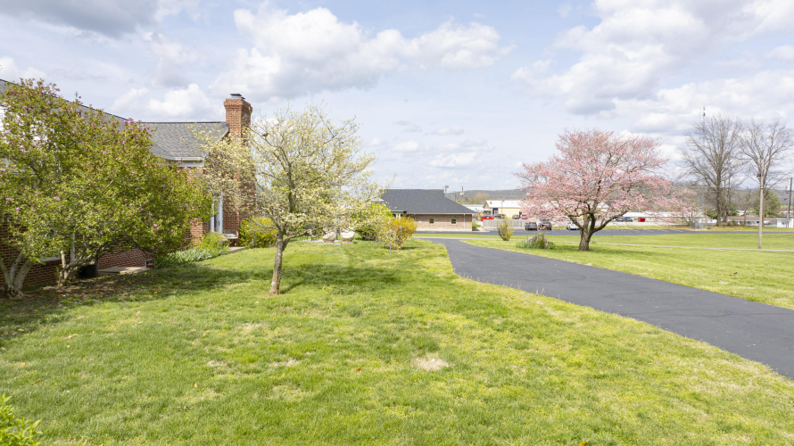 Listing Image 85