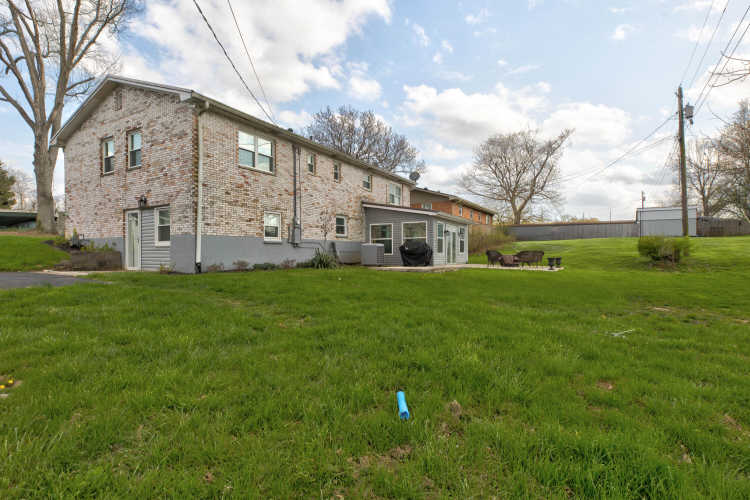 Listing Image 32