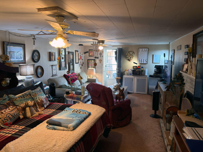 Listing Image 17