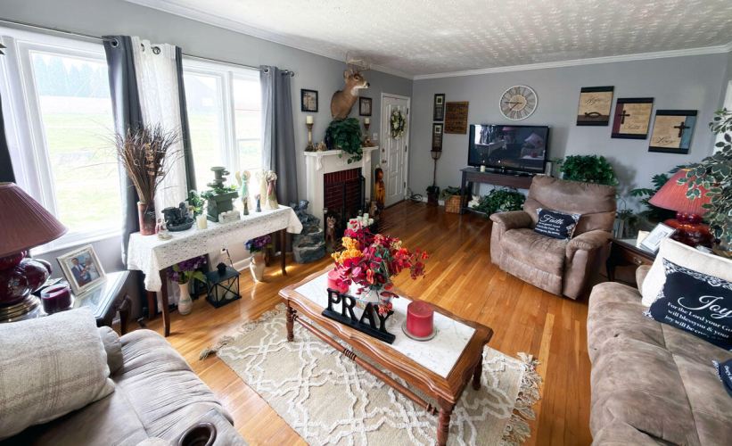 Listing Image 7