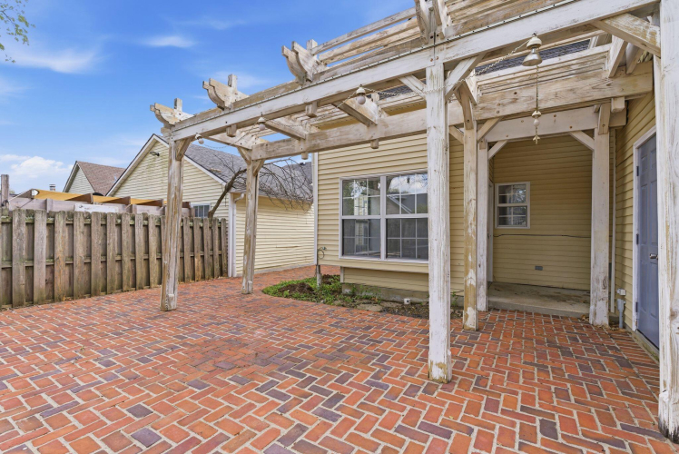 Listing Image 41