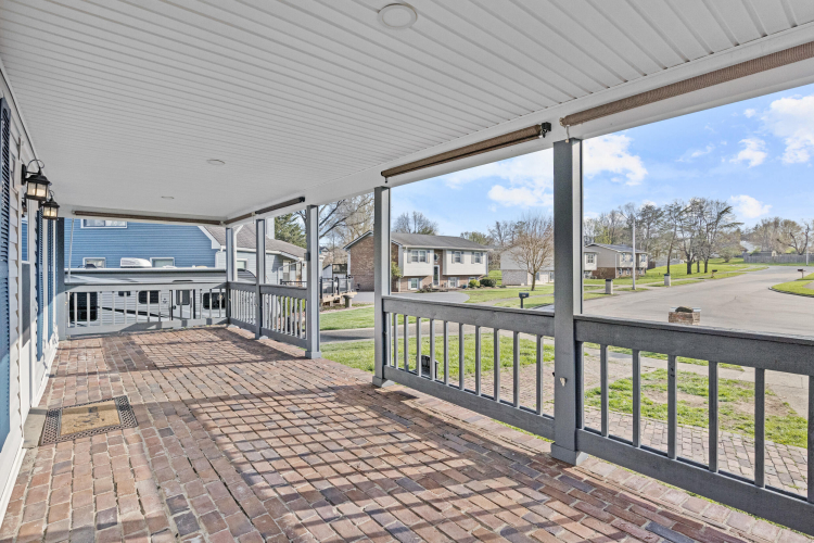 Listing Image 6