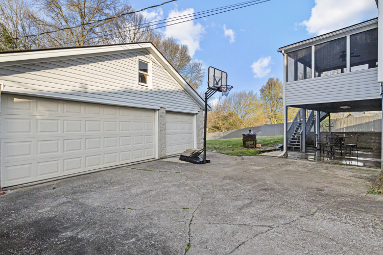 Listing Image 52
