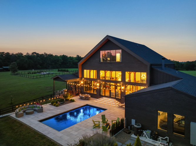 Listing Image 111