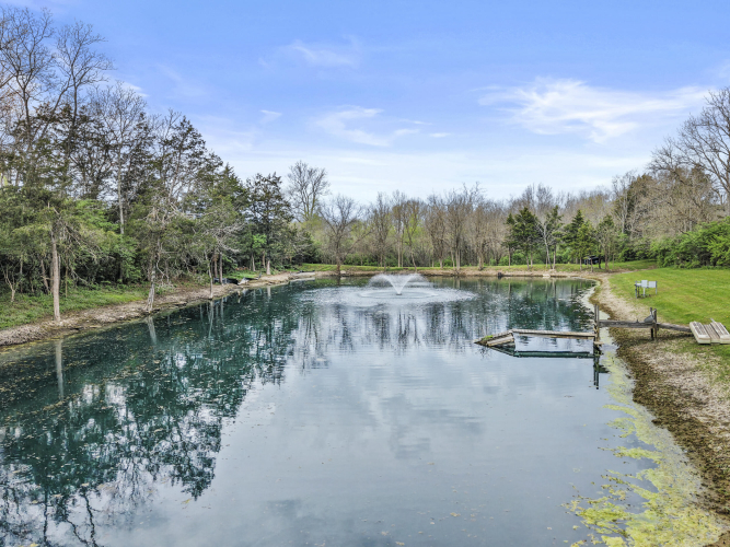 Listing Image 129