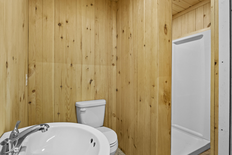 Listing Image 139