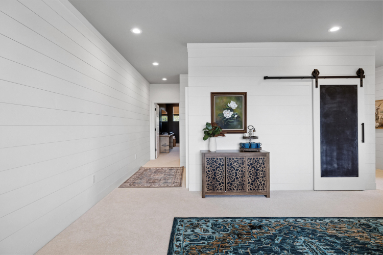 Listing Image 51