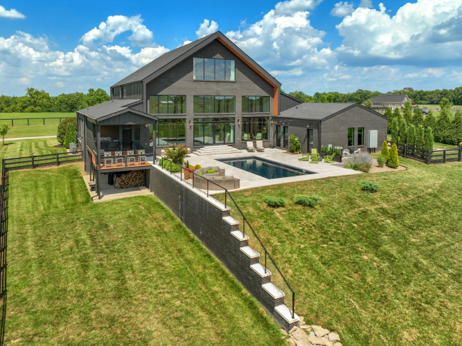 Listing Image 84
