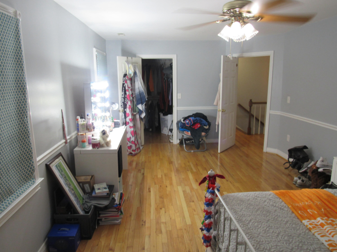 Listing Image 64