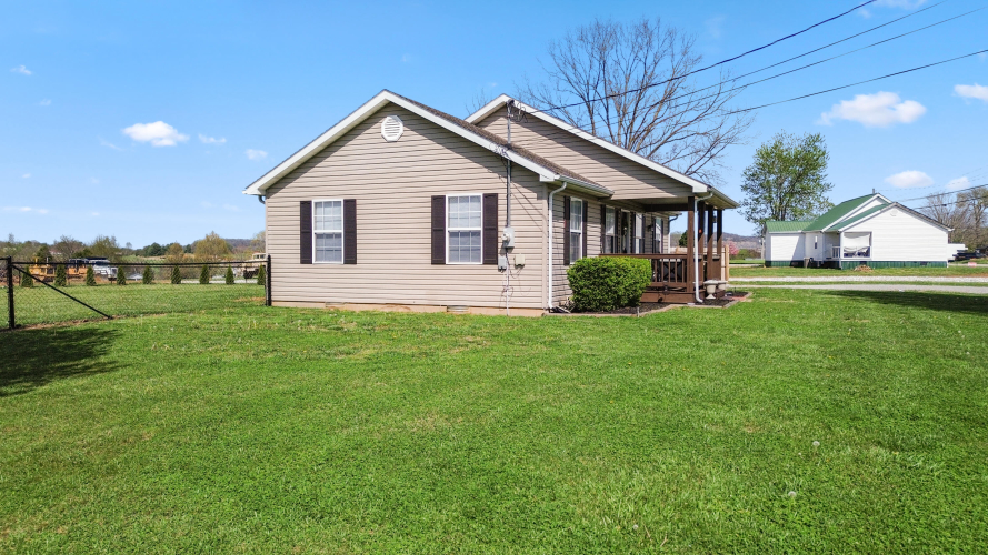 Listing Image 28