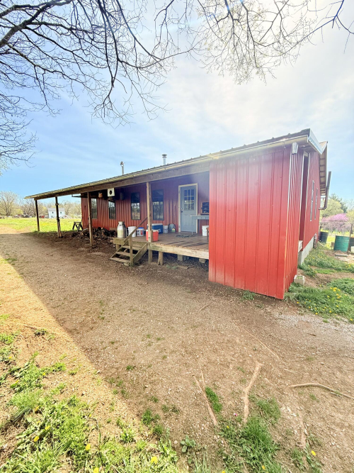 Listing Image 6