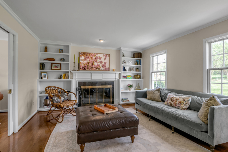 Listing Image 14