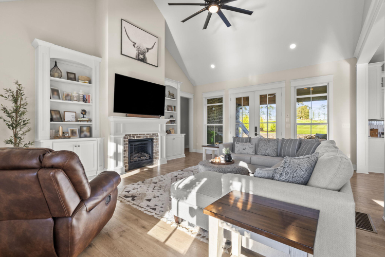 Listing Image 21