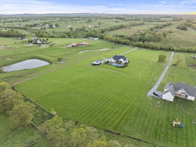 Listing Image 91