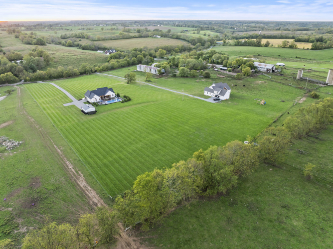 Listing Image 92