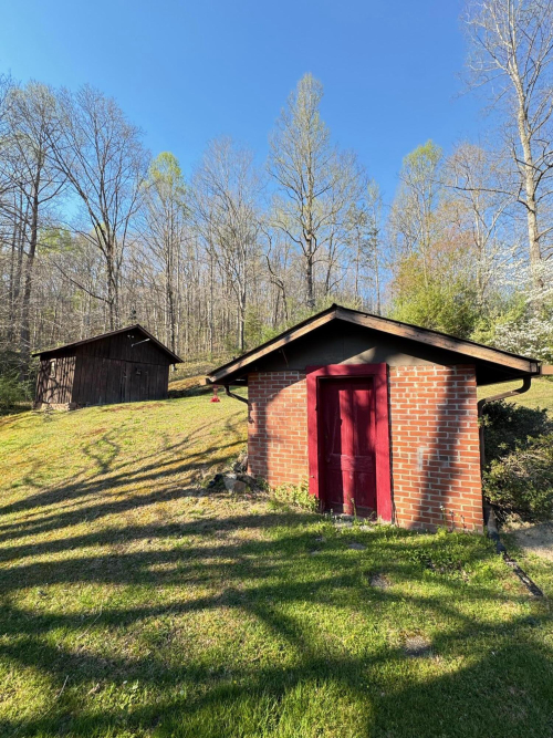 Listing Image 84