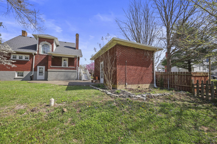 Listing Image 45