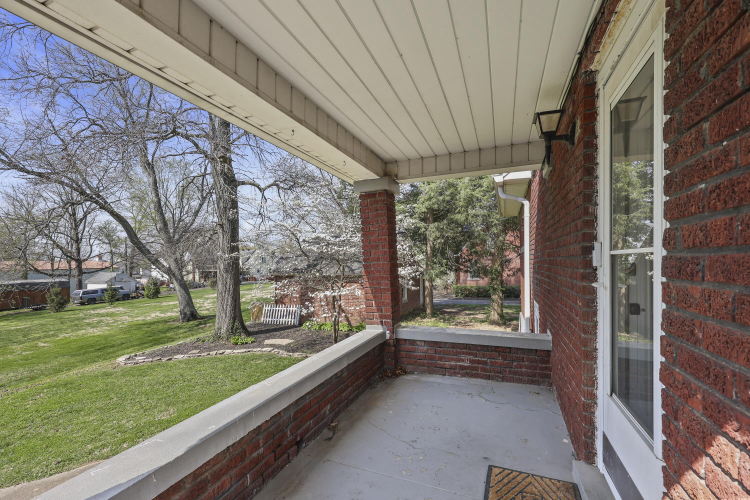 Listing Image 46