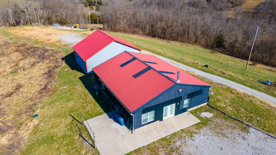 Listing Image 4