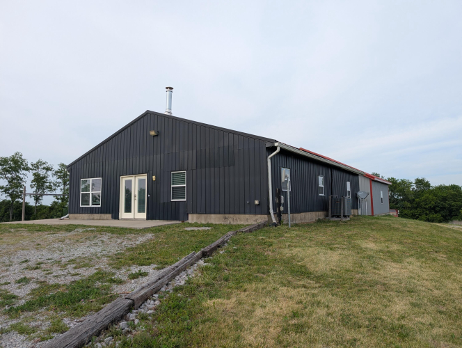 Listing Image 5