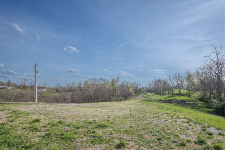Listing Image 41
