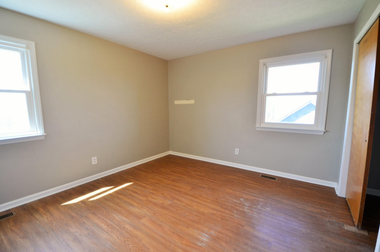 Listing Image 54