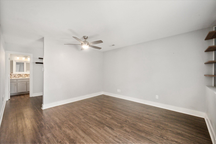 Listing Image 55