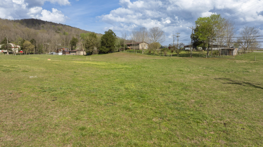 Listing Image 32