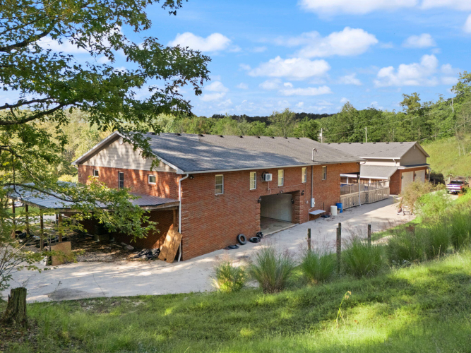 Listing Image 138