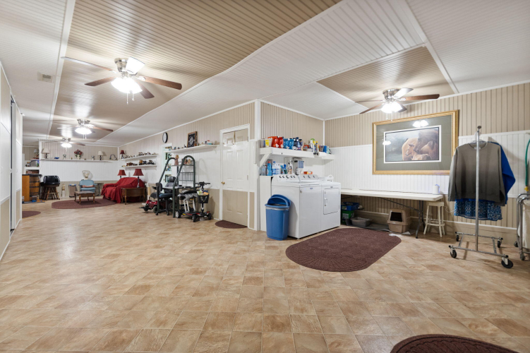 Listing Image 37
