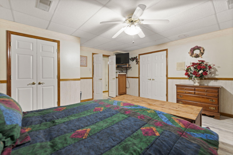 Listing Image 72