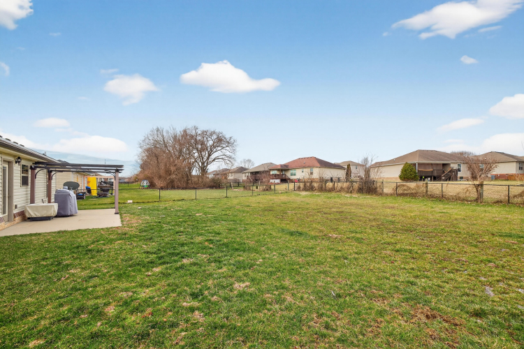 Listing Image 22