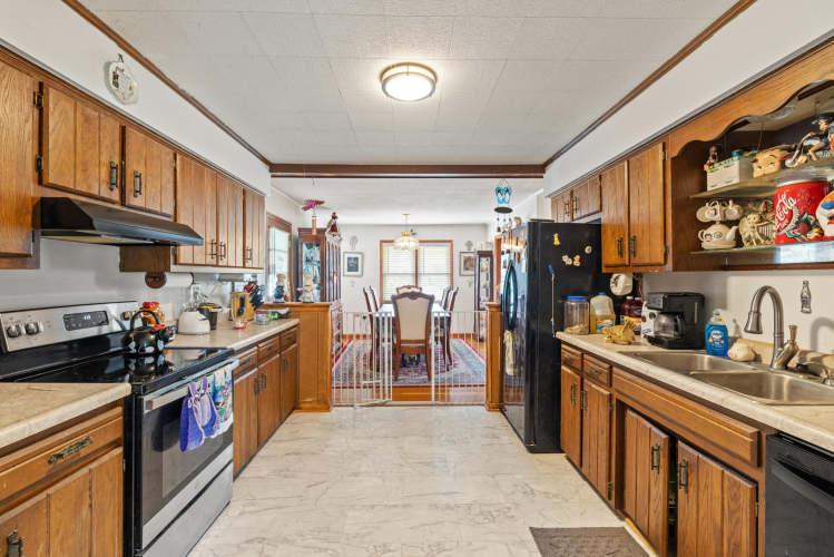 Listing Image 13