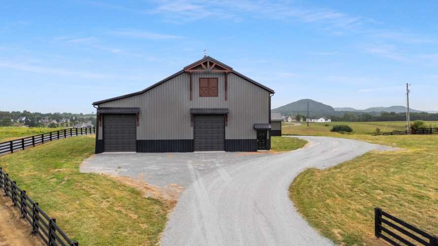 Listing Image 32