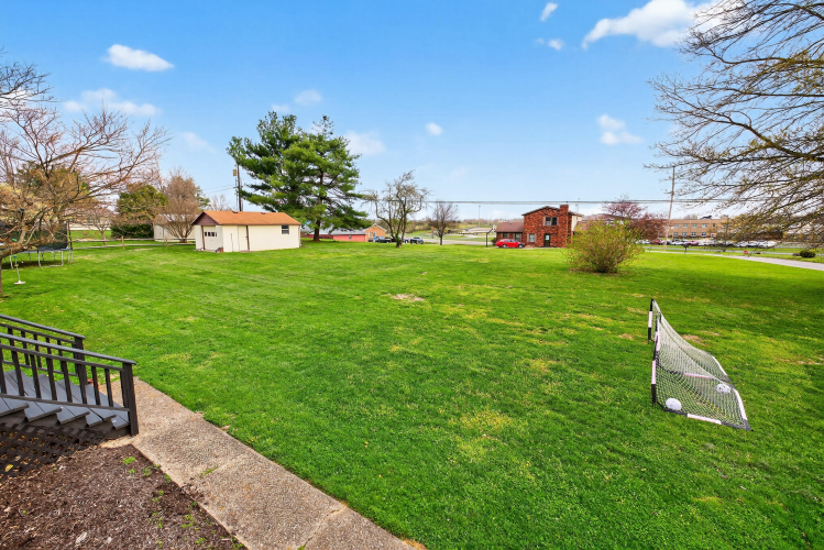 Listing Image 42