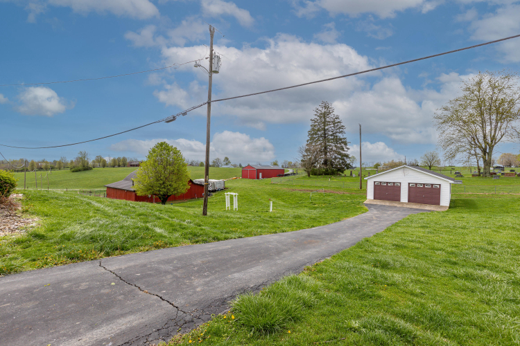 Listing Image 17