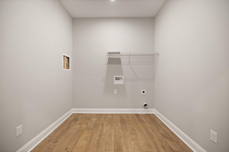 Listing Image 38