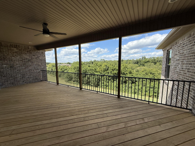 Listing Image 64