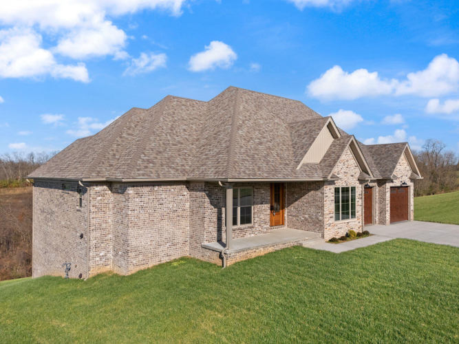 Listing Image 82