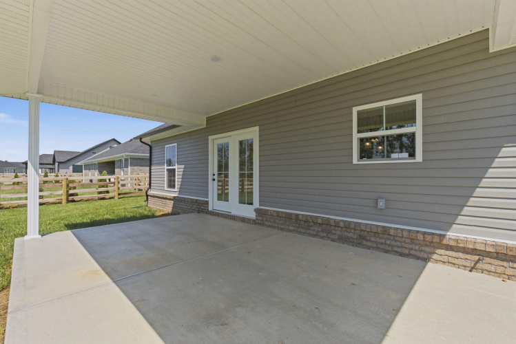Listing Image 9