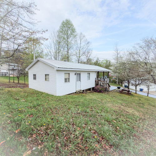 Listing Image 8