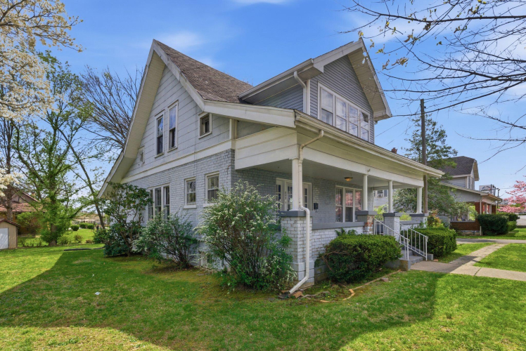 Listing Image 3