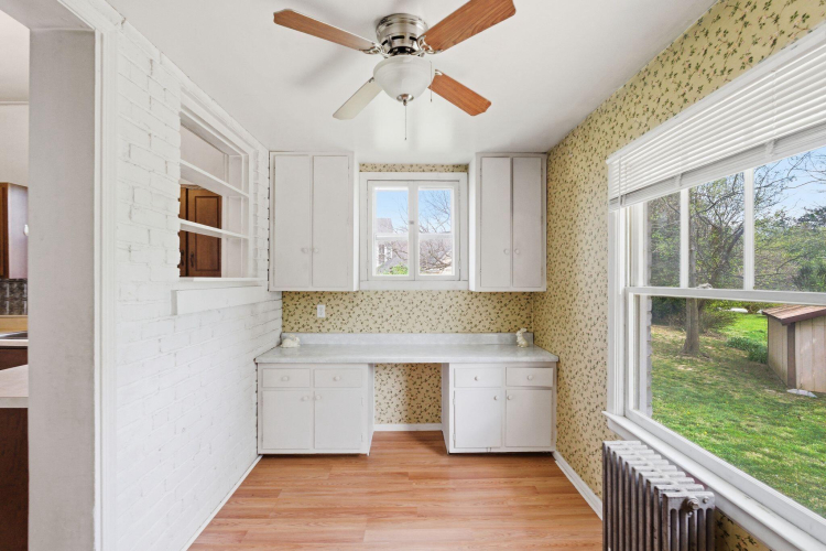 Listing Image 22