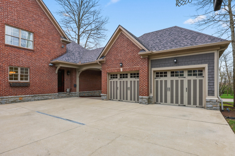 Listing Image 102