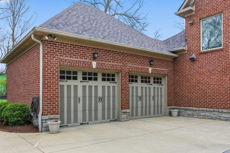 Listing Image 103