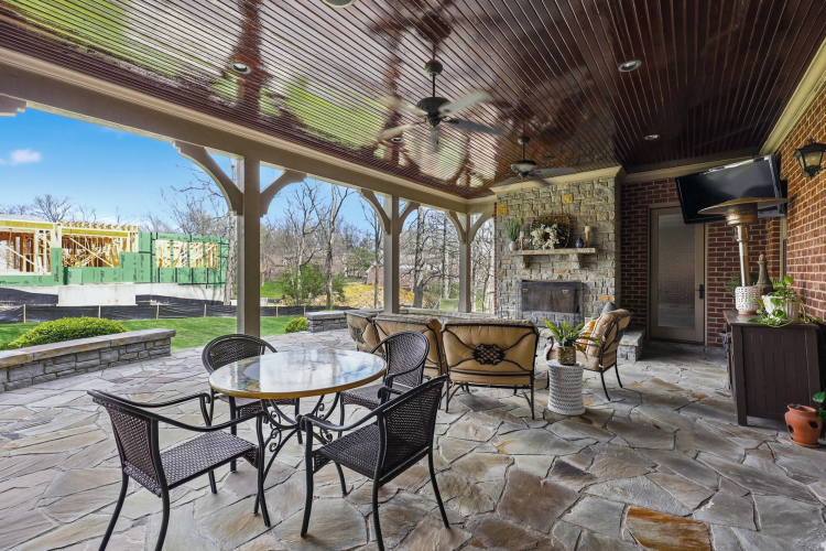 Listing Image 107