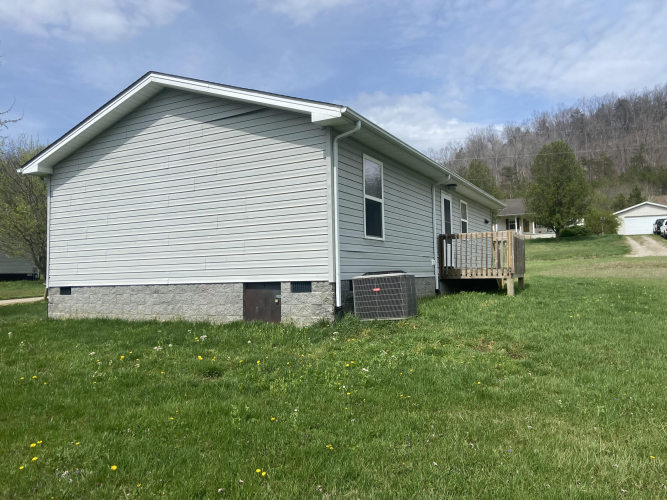 Listing Image 14